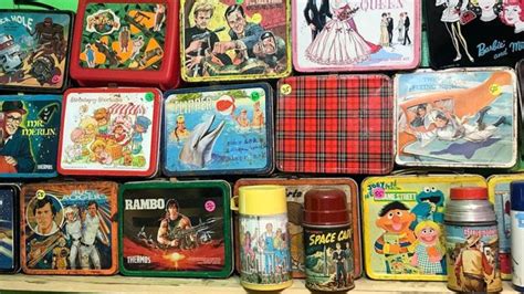 why were metal lunch boxes banned